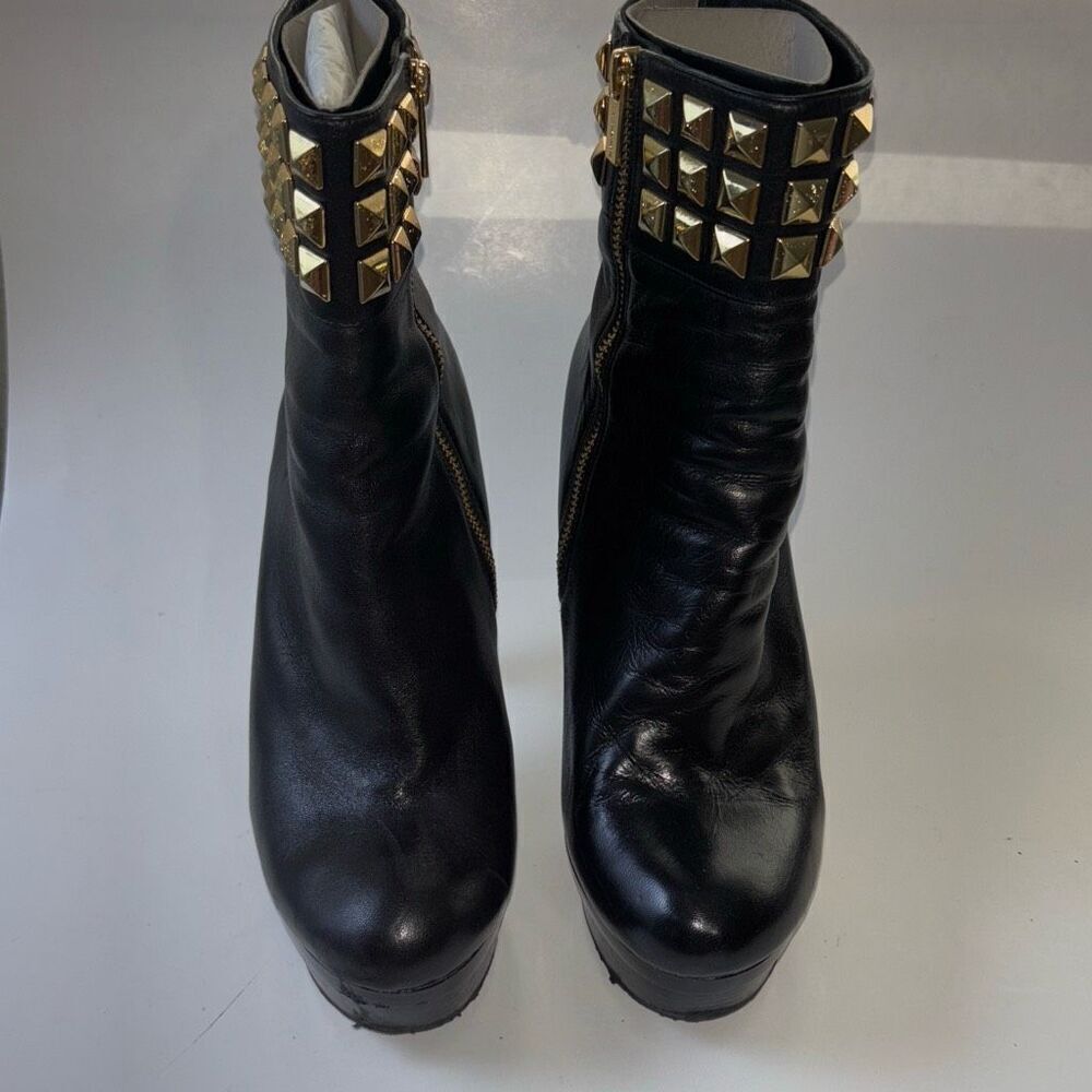 Michael Kors MK Aria gold studded black leather boot 9.5 in box - Picture 4 of 12
